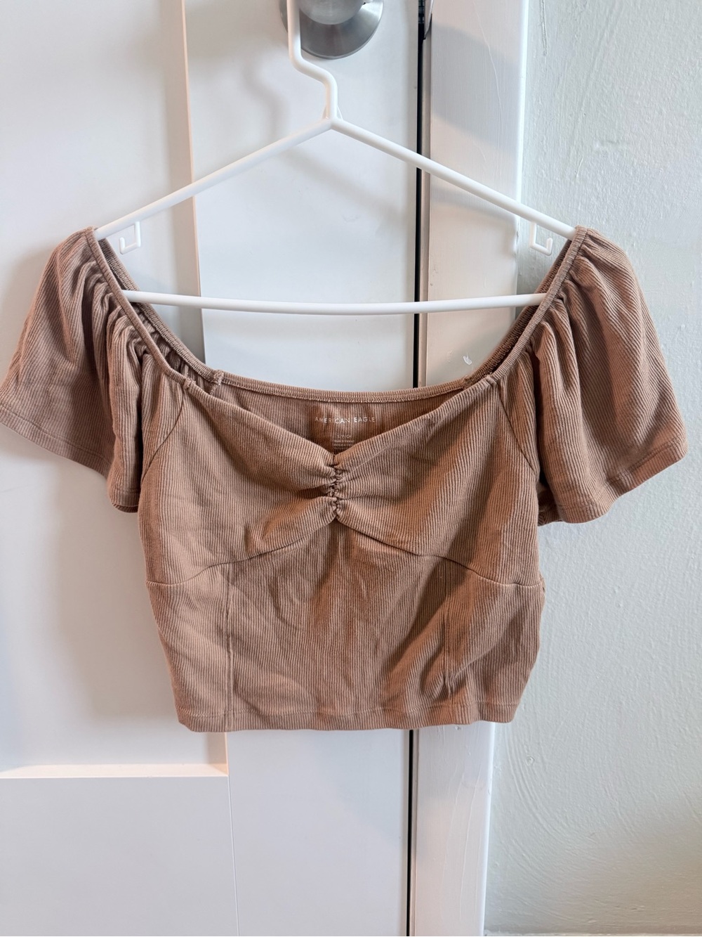 American Eagle Off-Shoulder Crop Top - Taupe, size small